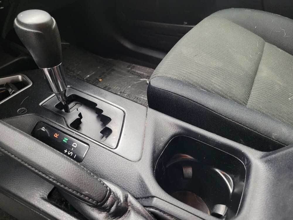 2017 Toyota RAV4 in Memphis, TN 38115 - 18093607 26