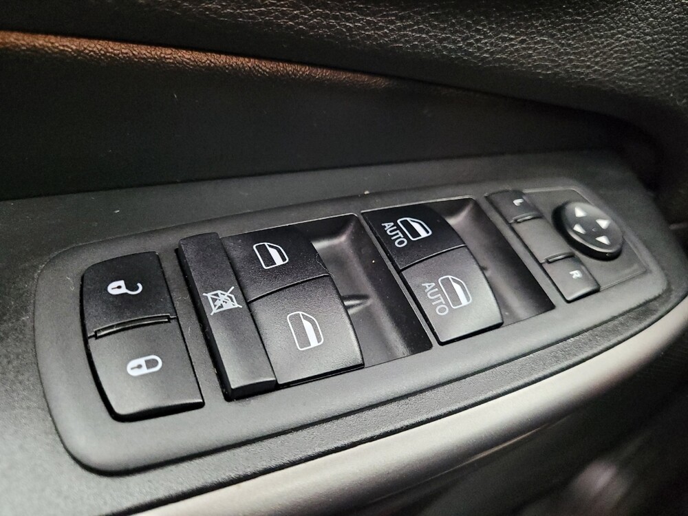 2019 Jeep Cherokee in Antioch, TN 37013 - 18093608 27