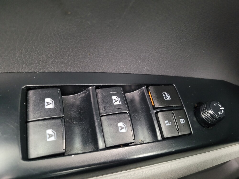 2020 Toyota Camry in Huntsville, AL 35816 - 18093610 27