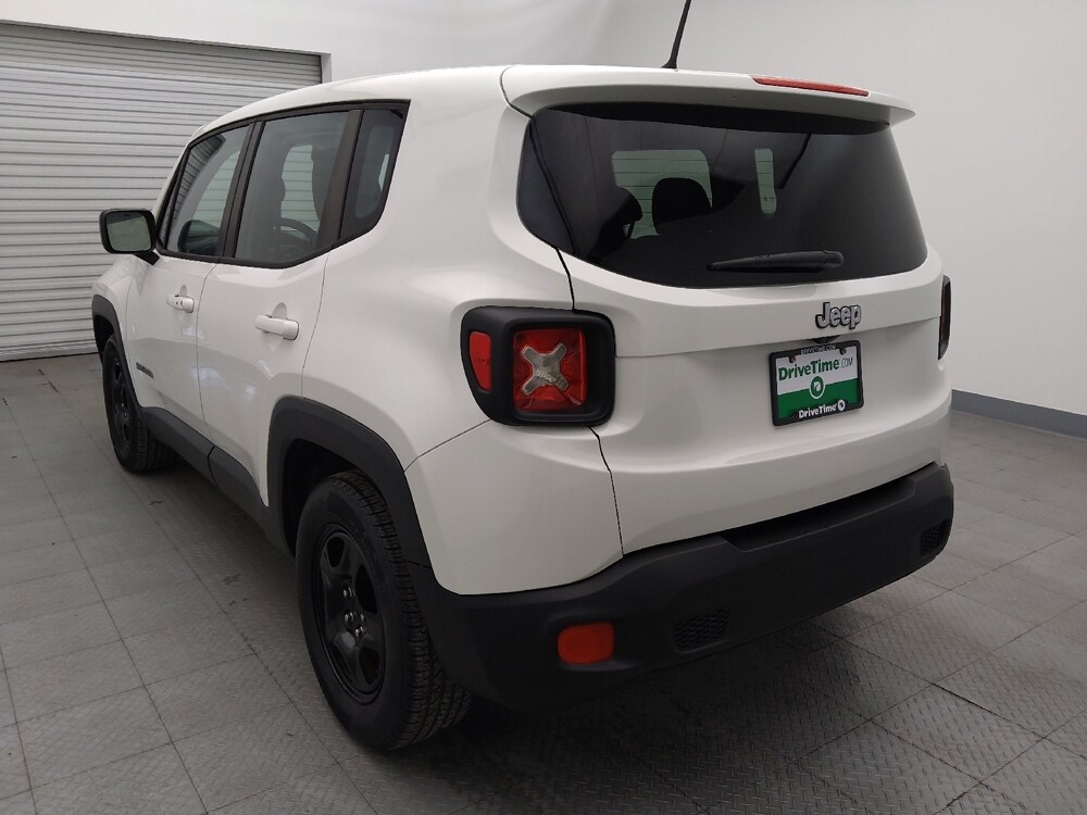 2017 Jeep Renegade in Corpus Christi, TX 78412 - 18093614 5