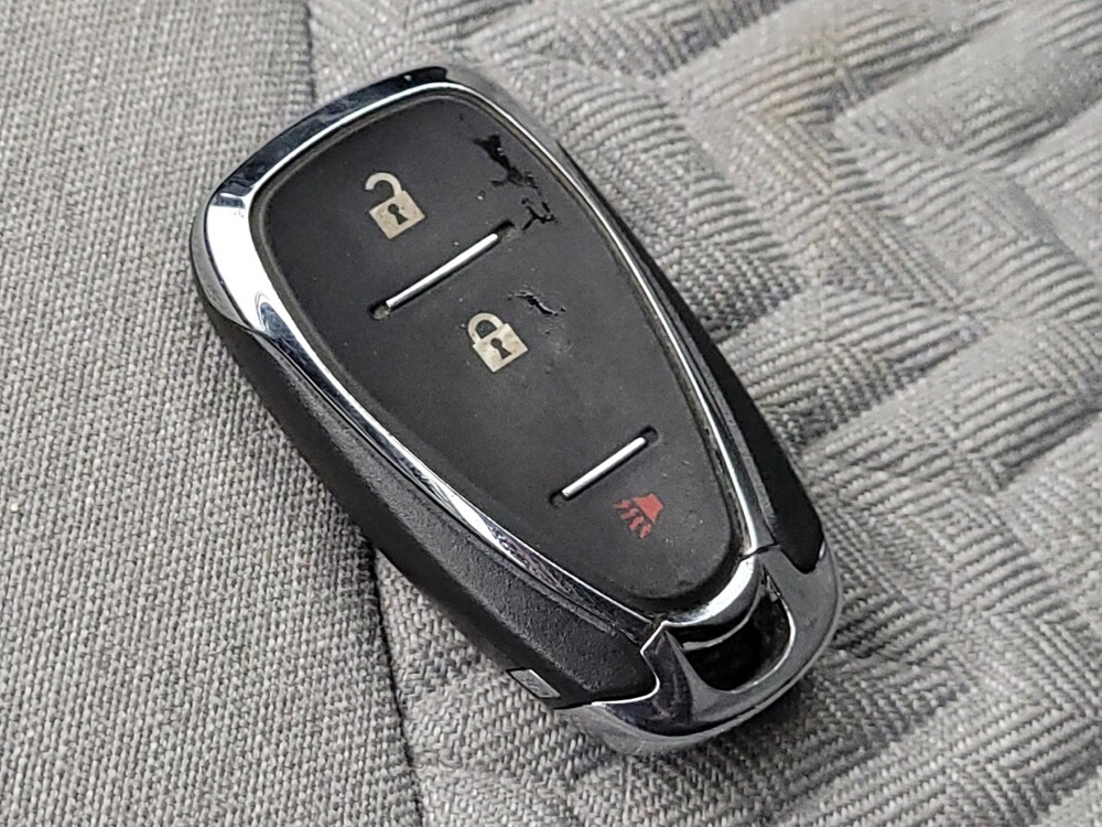 2022 Chevrolet Equinox in Glendale, AZ 85301 - 18093615 32