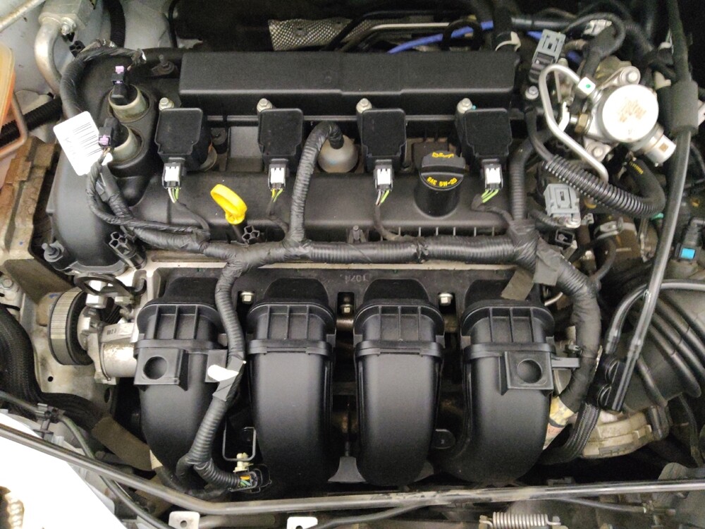 2018 Ford Focus in Glendale, AZ 85301 - 18093616 30