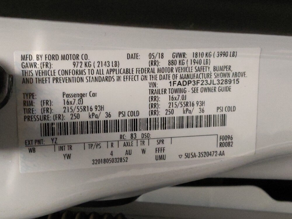 2018 Ford Focus in Glendale, AZ 85301 - 18093616 33