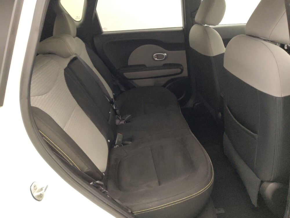 2016 Kia Soul in Live Oak, TX 78233 - 18093618 19