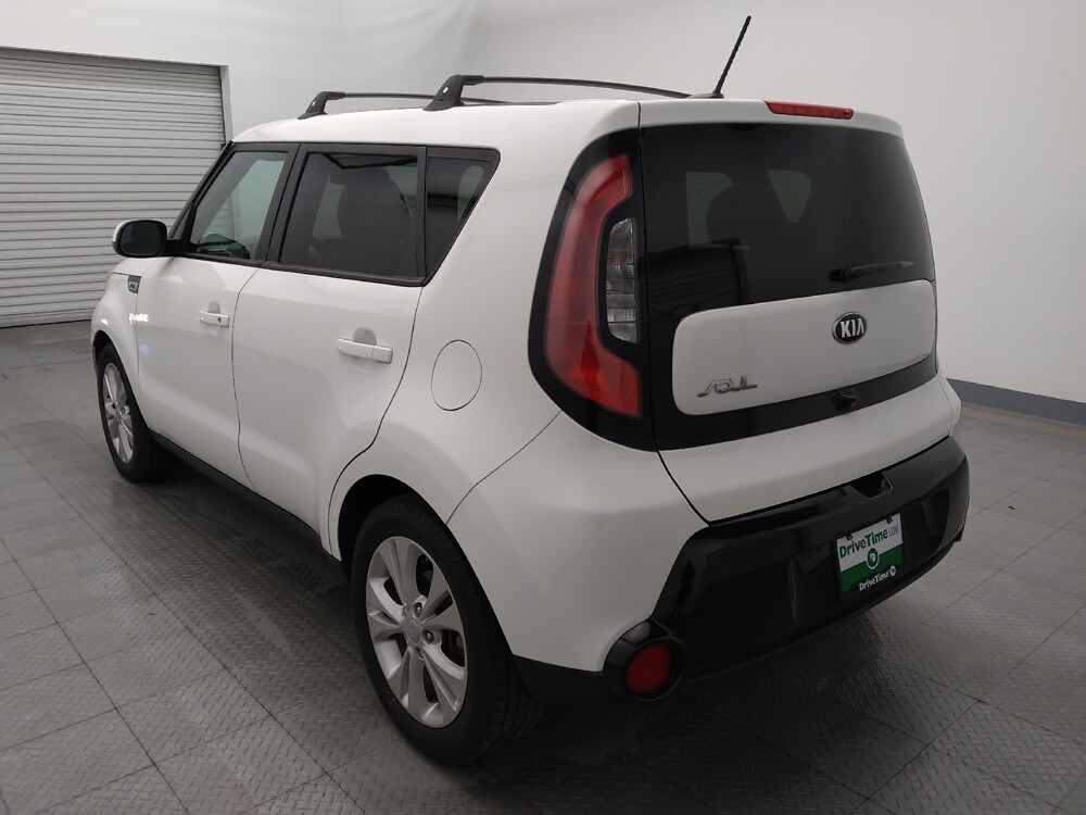 2016 Kia Soul in Live Oak, TX 78233 - 18093618 5