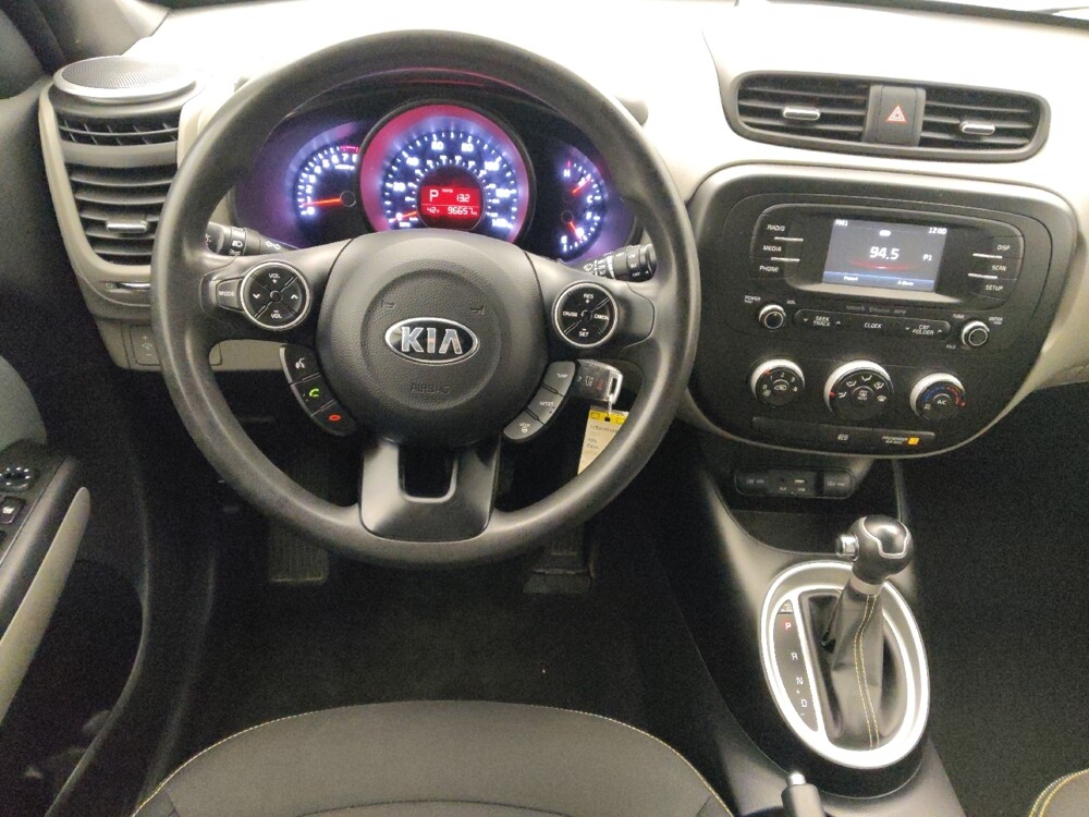 2016 Kia Soul in Live Oak, TX 78233 - 18093618 22
