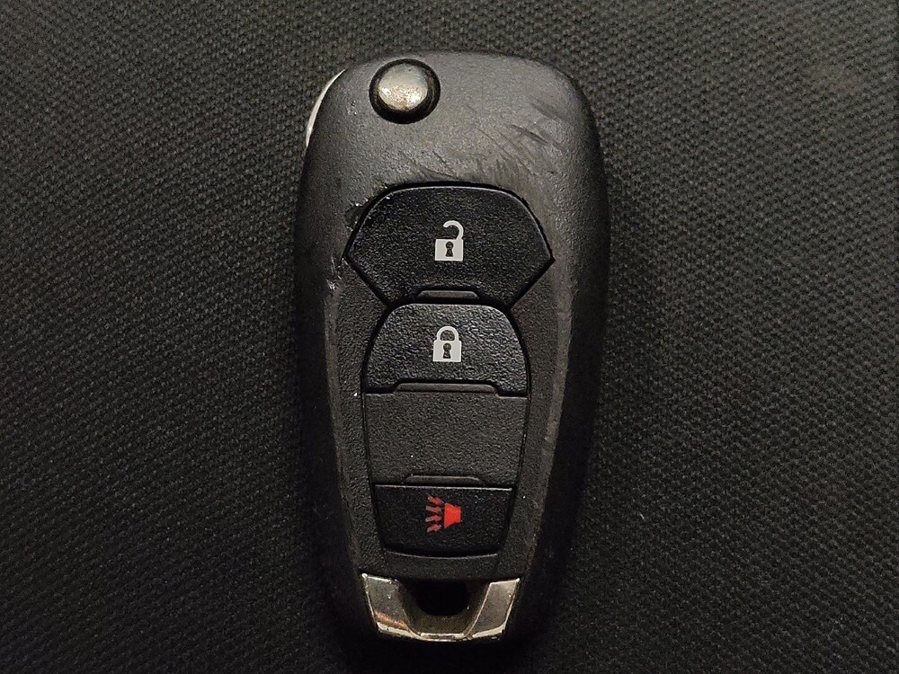 2022 Chevrolet Trax in Houston, TX 77060 - 18093623 32