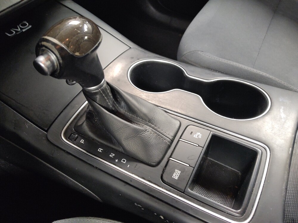 2016 Kia Sorento in Houston, TX 77060 - 18093626 26