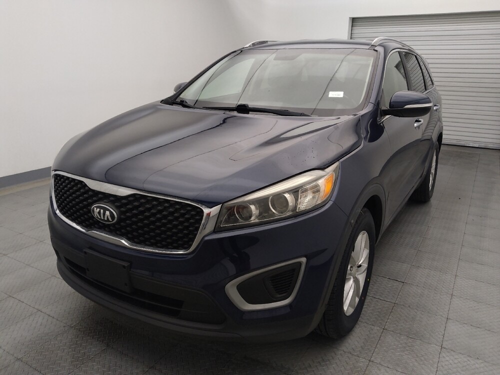 2016 Kia Sorento in Houston, TX 77060 - 18093626 15