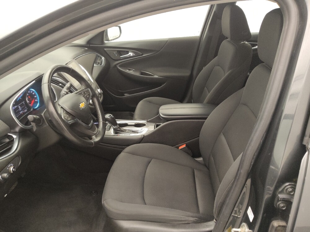 2016 Chevrolet Malibu in Houston, TX 77034 - 18093627 17