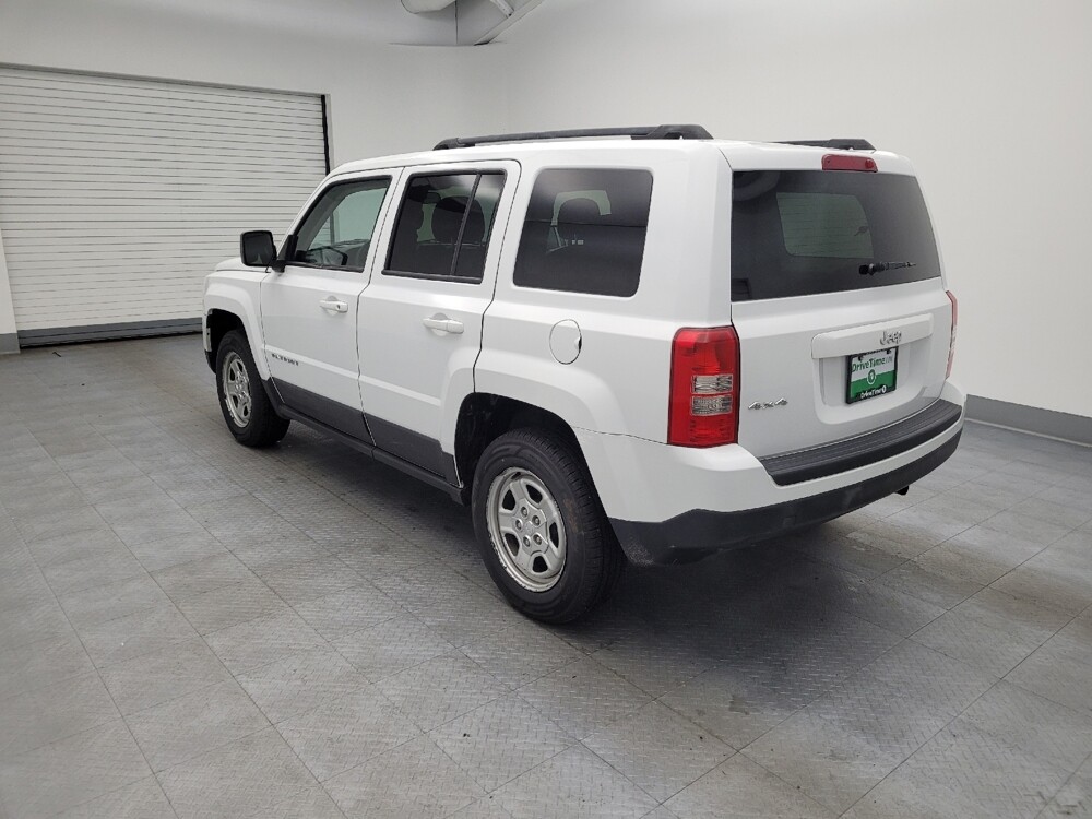 2015 Jeep Patriot in St. Louis, MO 63136 - 18093630 3