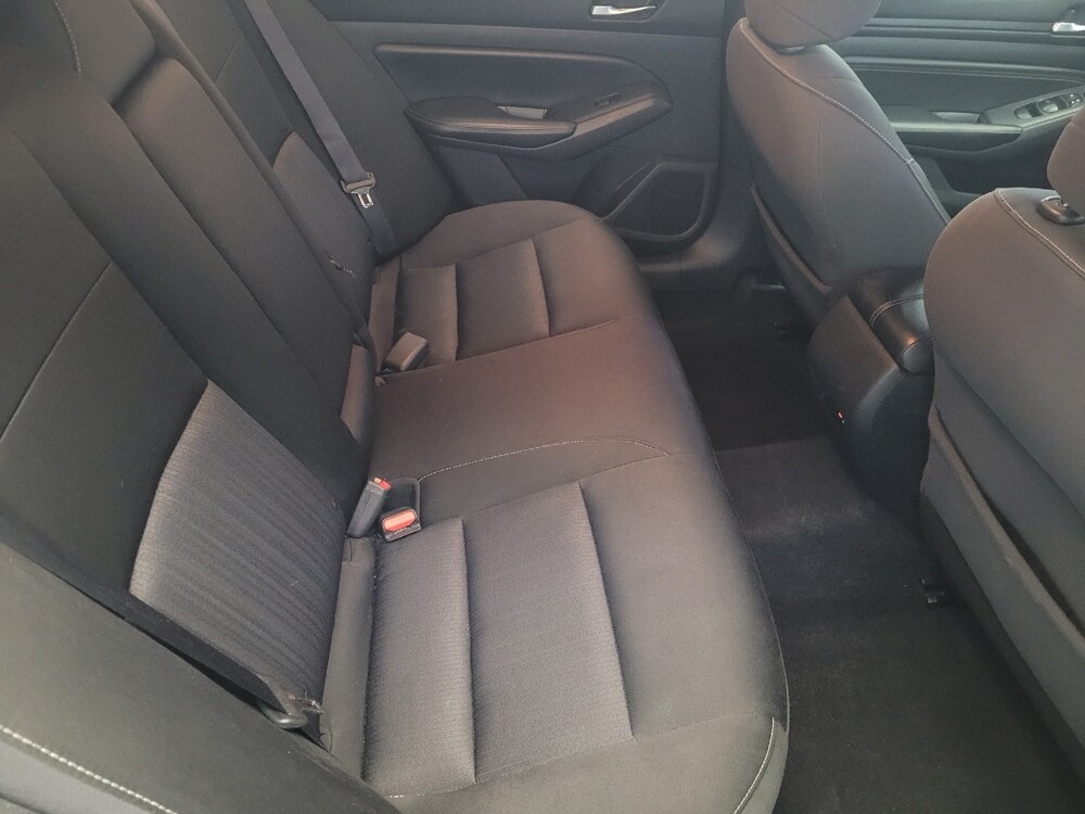 2019 Nissan Altima in Glen Burnie, MD 21061 - 18093632 19