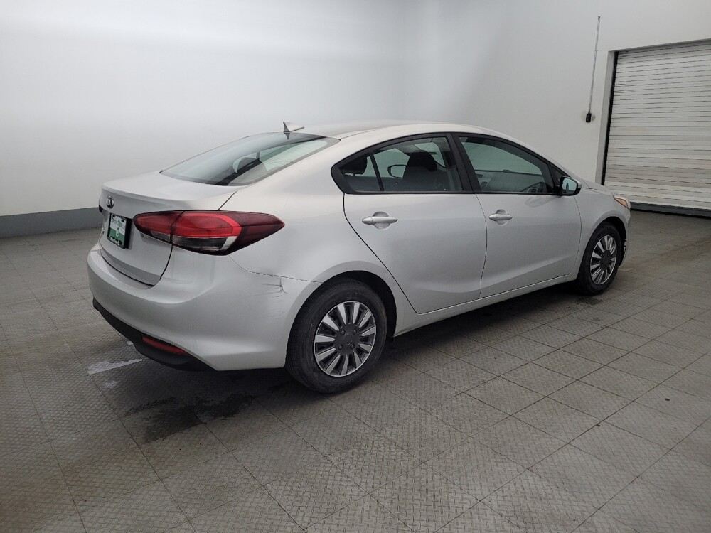 2018 Kia Forte in Laurel, MD 20724 - 18093641 10