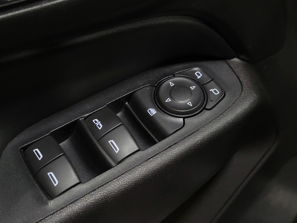 2018 Chevrolet Equinox in Glen Burnie, MD 21061 - 18093643 27