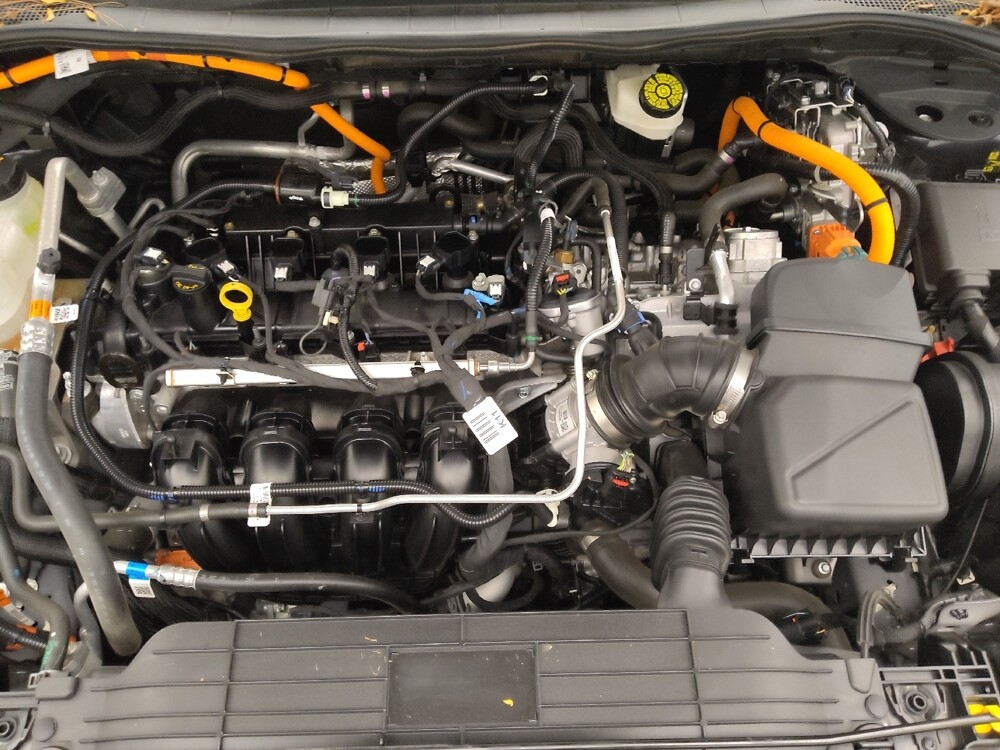 2021 Ford Escape in Gladstone, MO 64118 - 18093648 30