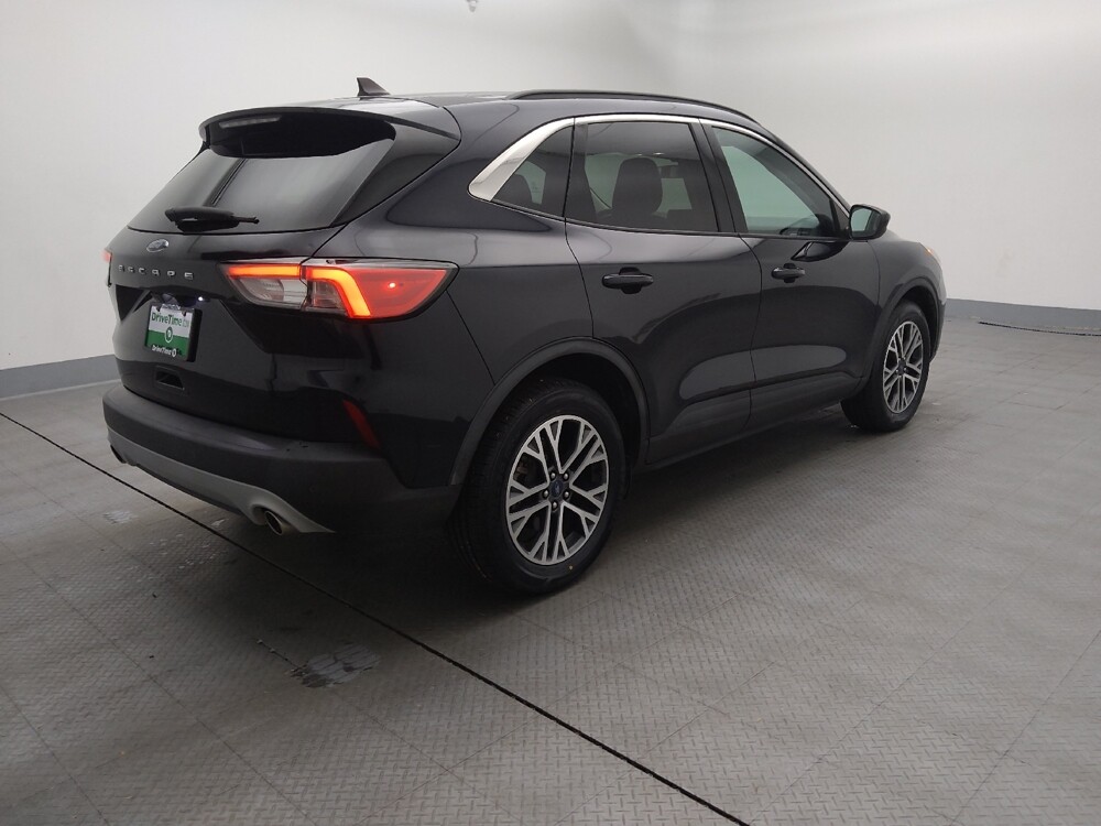 2021 Ford Escape in Gladstone, MO 64118 - 18093648 10