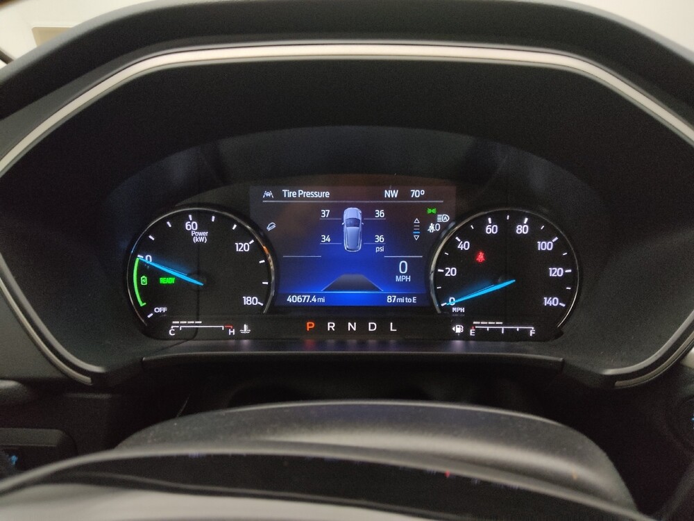 2021 Ford Escape in Gladstone, MO 64118 - 18093648 23