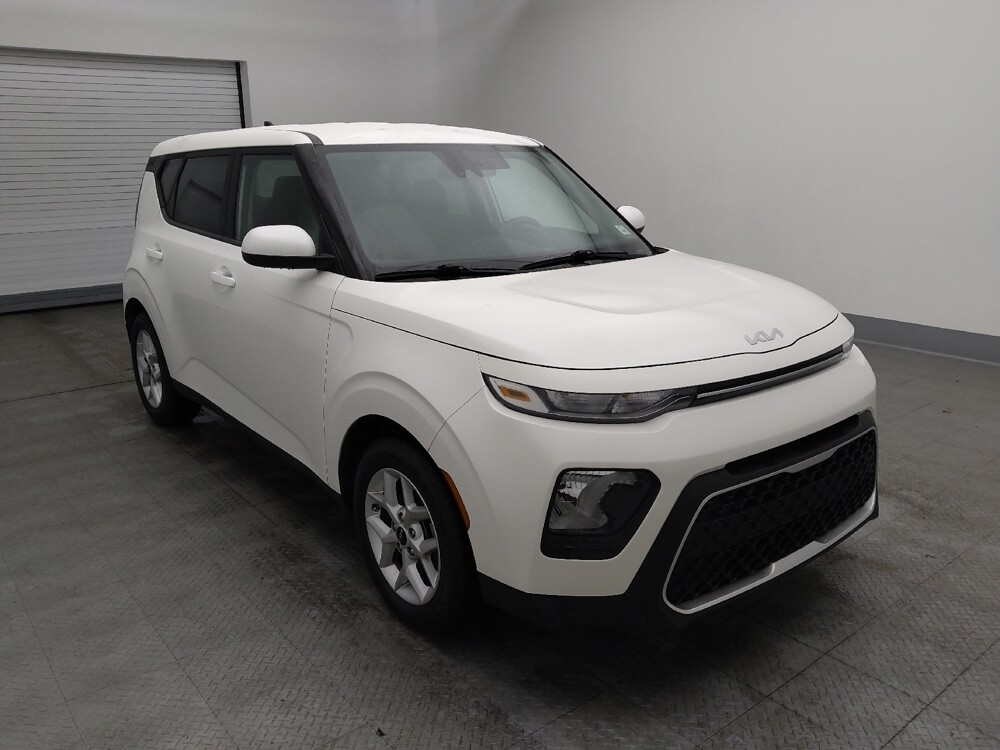 2022 Kia Soul in Gladstone, MO 64118 - 18093649 13