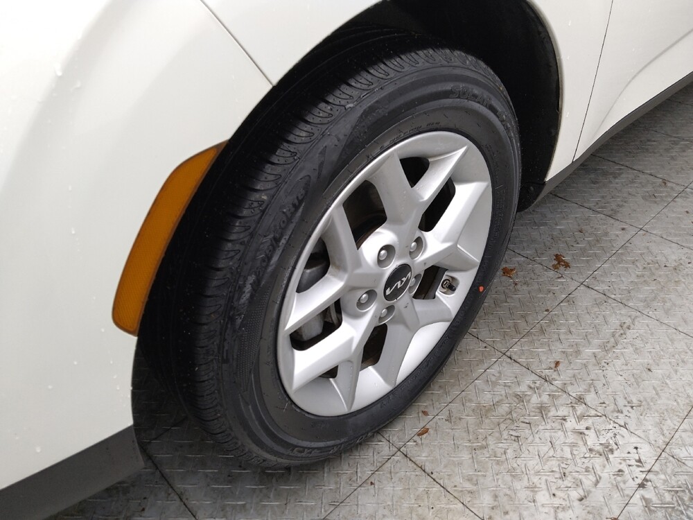 2022 Kia Soul in Gladstone, MO 64118 - 18093649 31