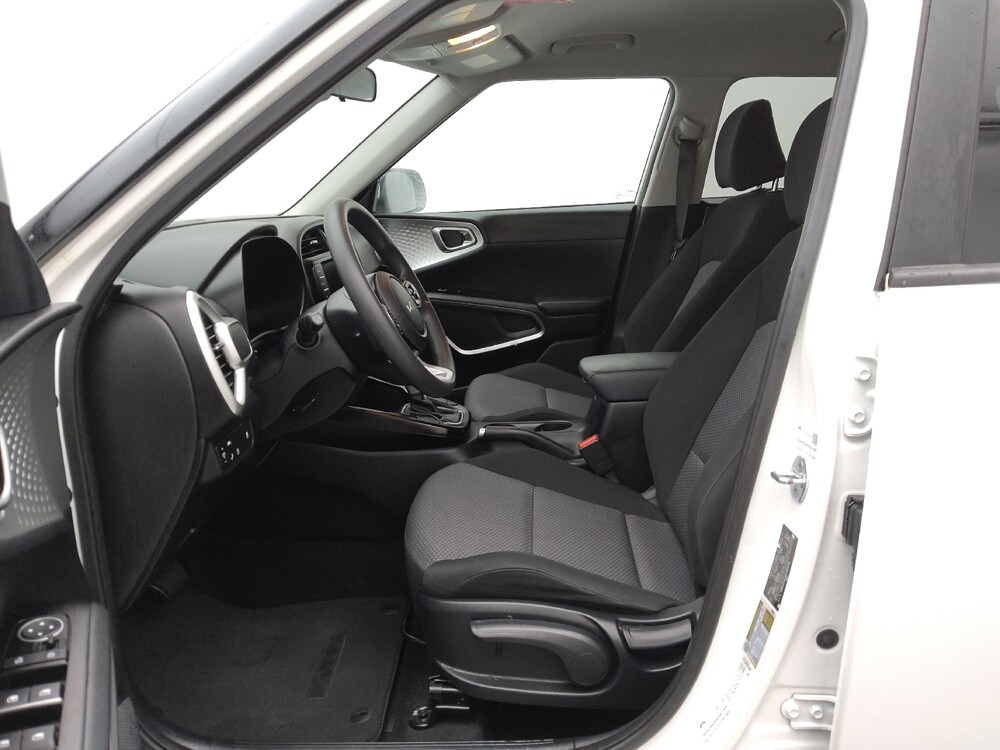 2022 Kia Soul in Gladstone, MO 64118 - 18093649 17