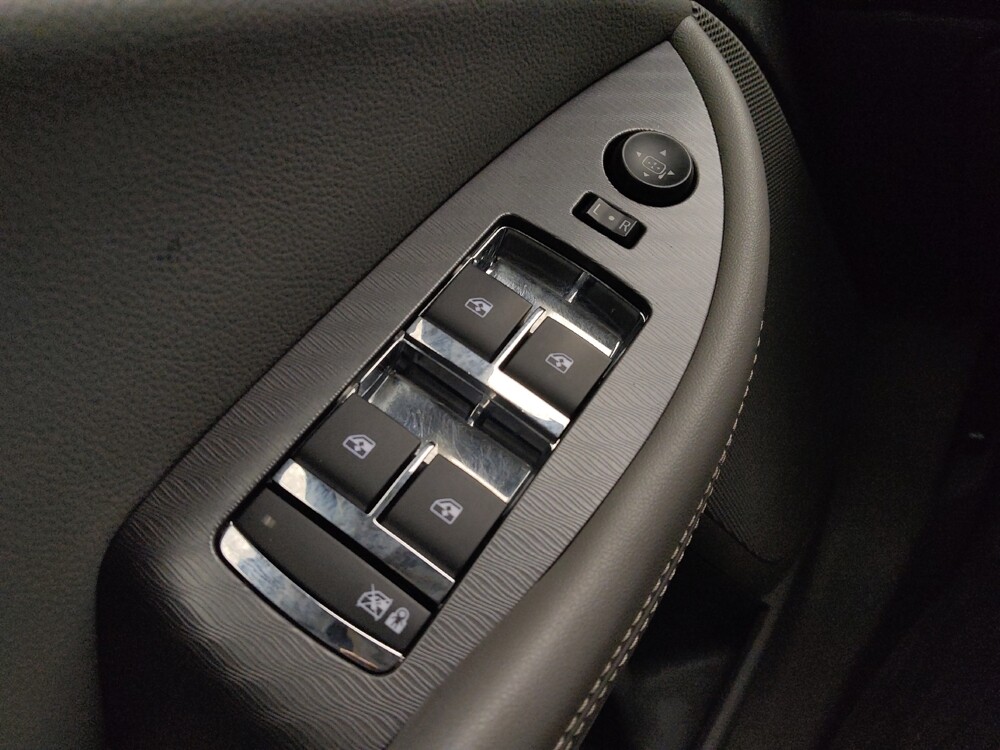 2015 Chevrolet Impala in Independence, MO 64055 - 18093650 27