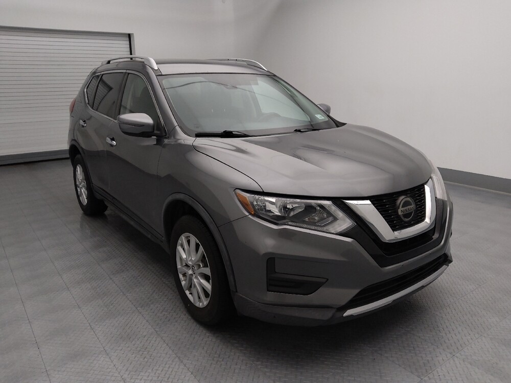 2020 Nissan Rogue in Gladstone, MO 64118 - 18093654 13