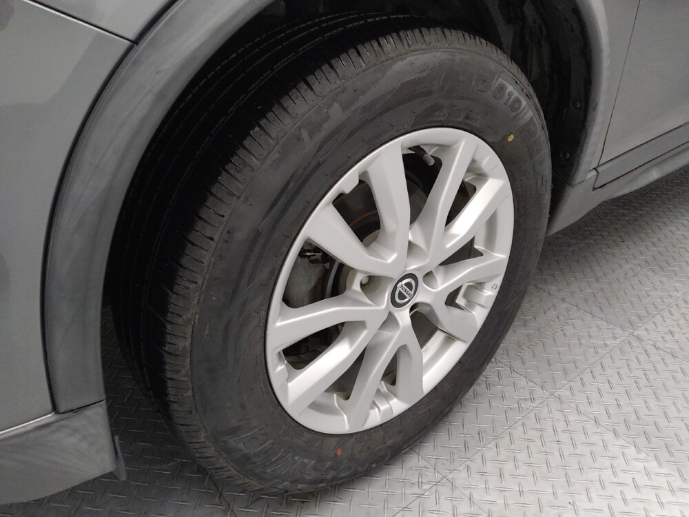 2020 Nissan Rogue in Gladstone, MO 64118 - 18093654 31