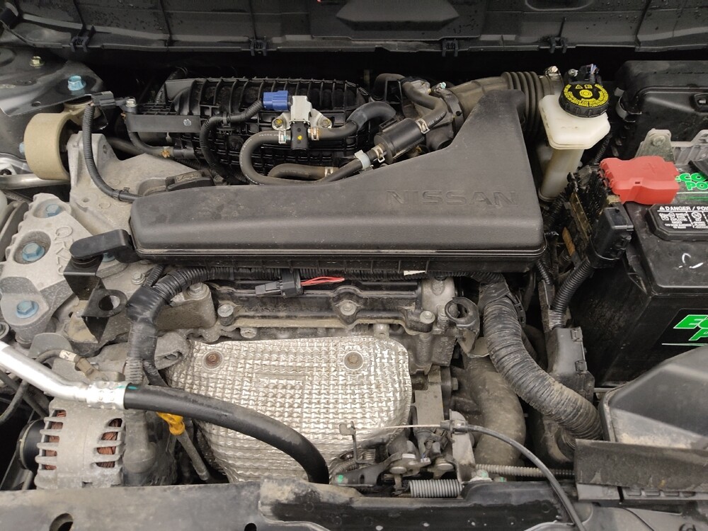 2020 Nissan Rogue in Gladstone, MO 64118 - 18093654 30