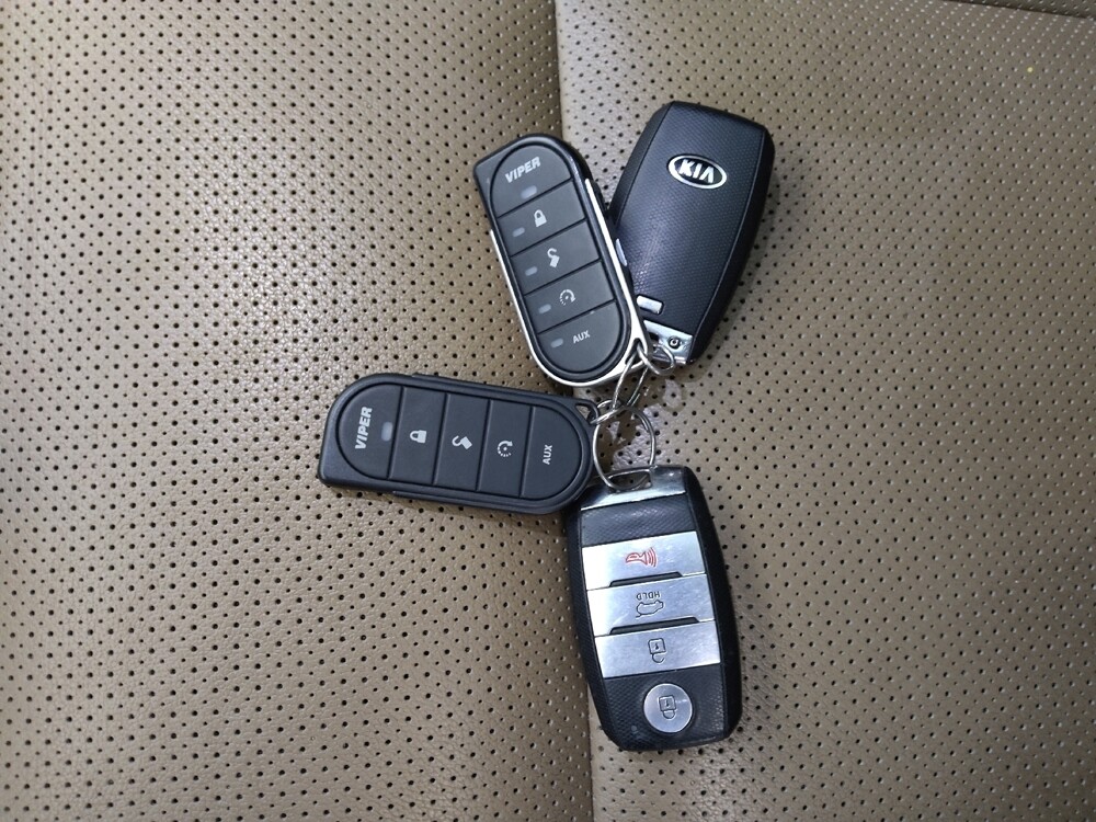 2017 Kia Sportage in Gladstone, MO 64118 - 18093655 32