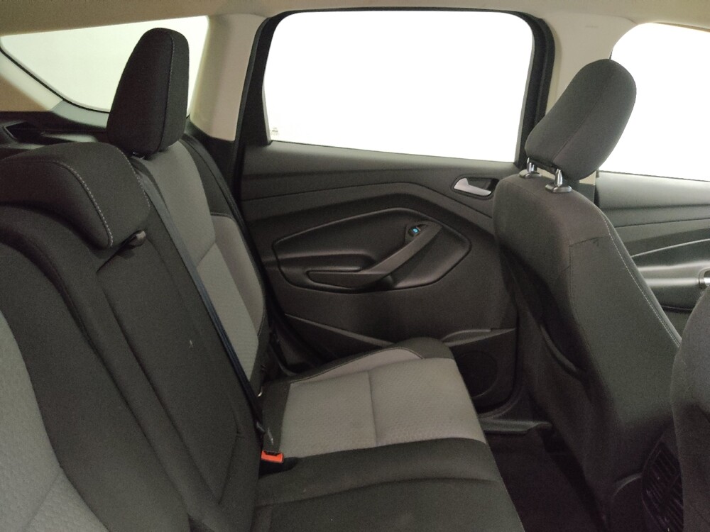 2019 Ford Escape in Midlothian, IL 60445 - 18093656 19