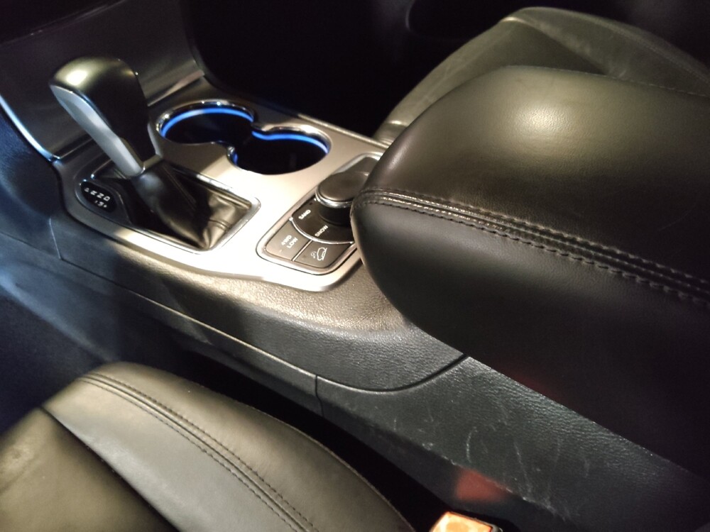 2020 Jeep Grand Cherokee in Gainesville, FL 32609 - 18093667 26