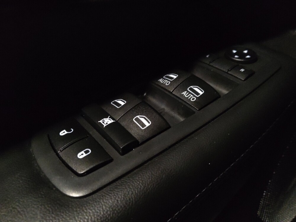 2020 Jeep Grand Cherokee in Gainesville, FL 32609 - 18093667 27