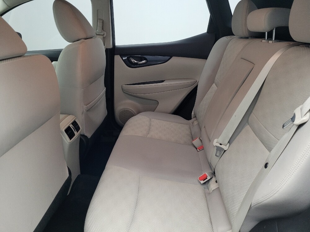 2019 Nissan Rogue Sport in Lauderdale Lakes, FL 33313 - 18093668 18