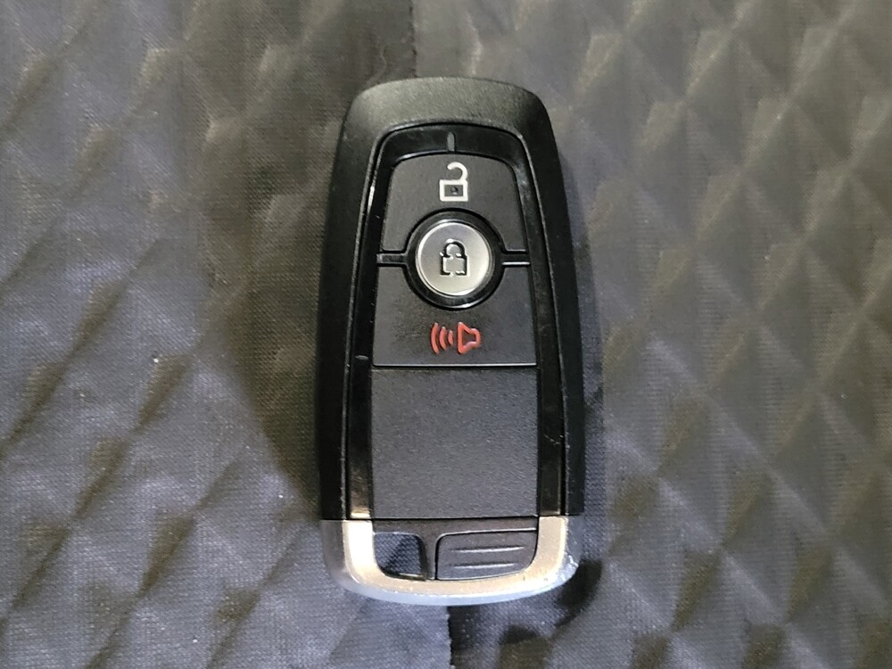 2020 Ford Escape in Jacksonville, FL 32210 - 18093673 32