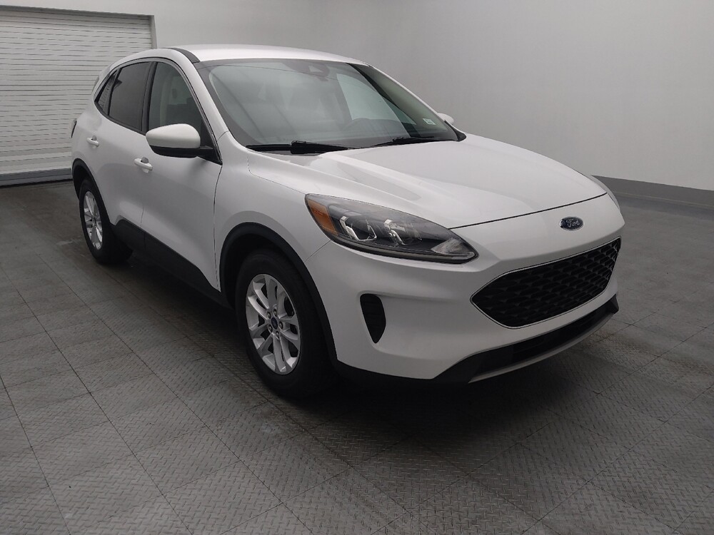 2020 Ford Escape in Jacksonville, FL 32210 - 18093673 13