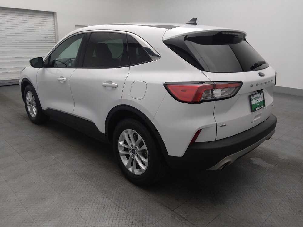 2020 Ford Escape in Jacksonville, FL 32210 - 18093673 5