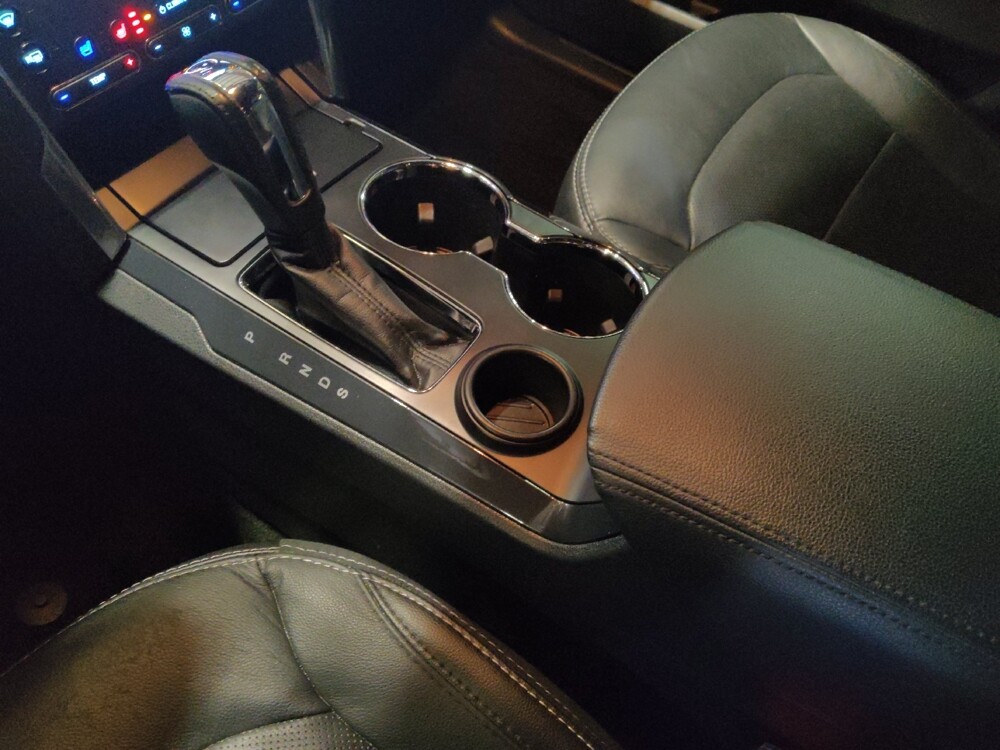 2017 Ford Explorer in Lauderdale Lakes, FL 33313 - 18093676 26