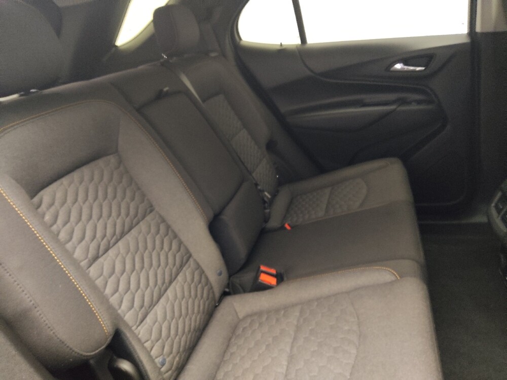 2018 Chevrolet Equinox in Savannah, GA 31419 - 18093681 19