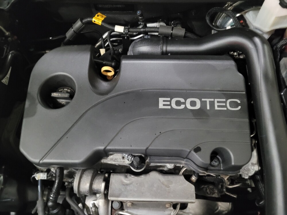 2020 Chevrolet Equinox in Henrico, VA 23223 - 18093688 30