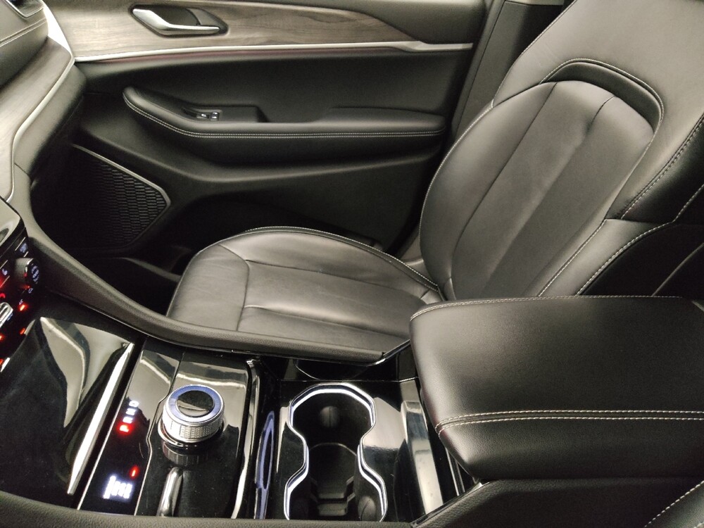 2022 Jeep Grand Cherokee in Des Moines, IA 50310 - 18093696 26