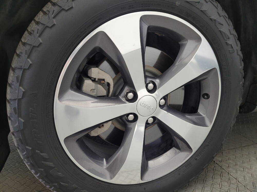 2020 Jeep Cherokee in Mesa, AZ 85210 - 18093697 31