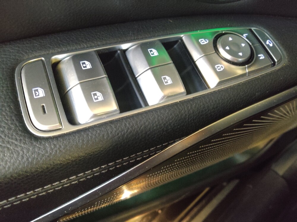 2020 Kia K900 in Greenville, SC 29607 - 18093701 27