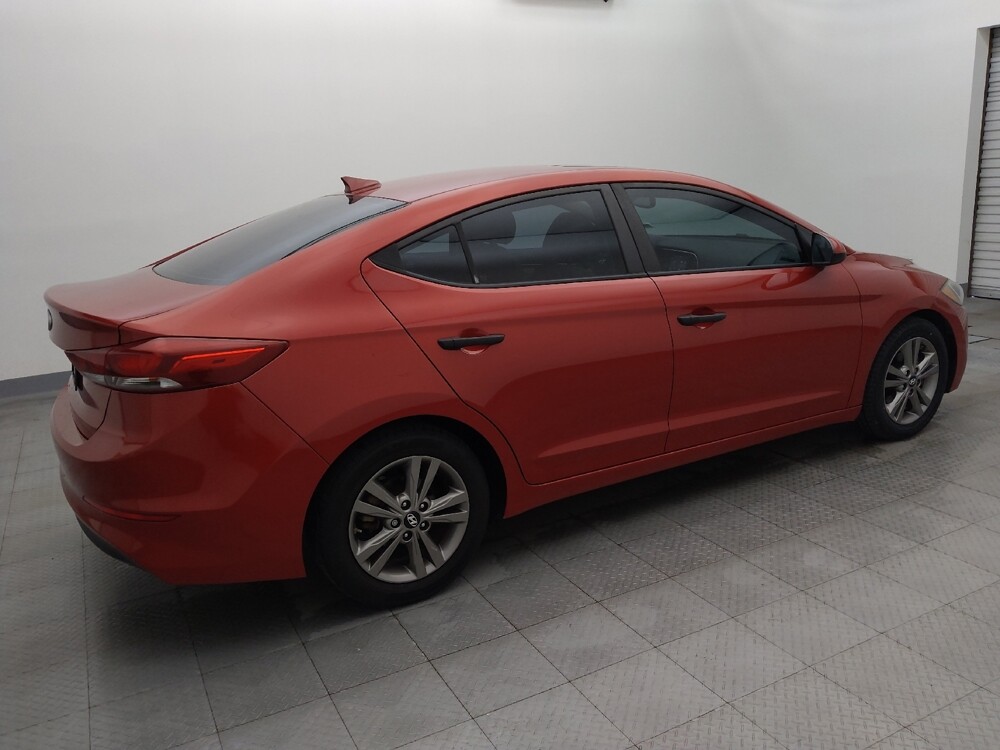 2018 Hyundai Elantra in Houston, TX 77060 - 18093703 10