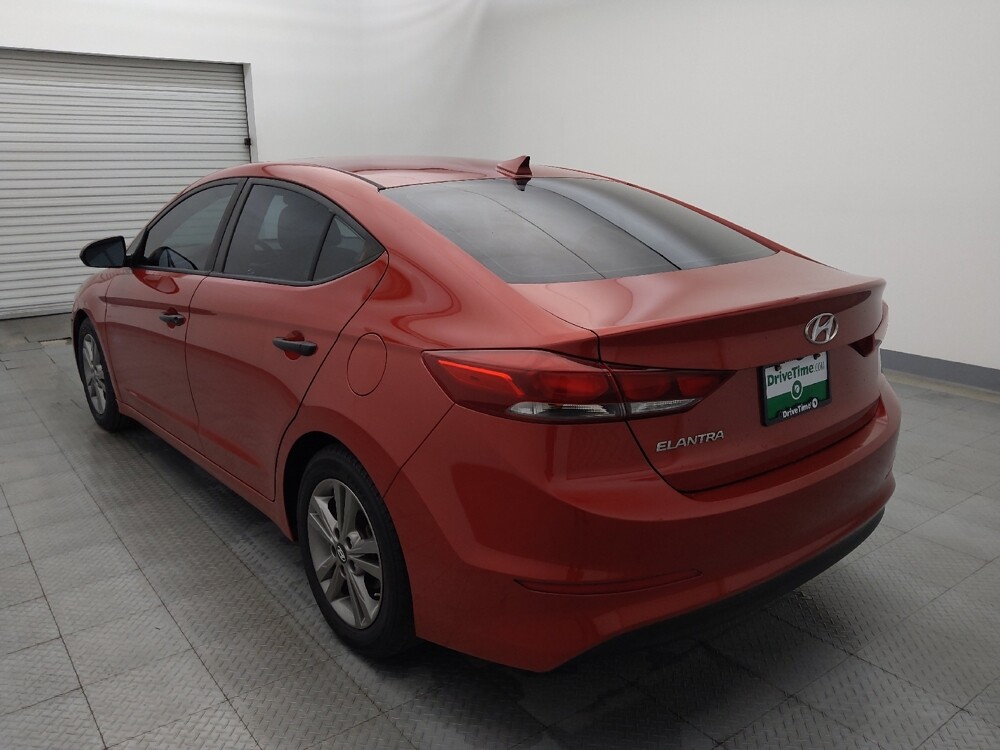 2018 Hyundai Elantra in Houston, TX 77060 - 18093703 5