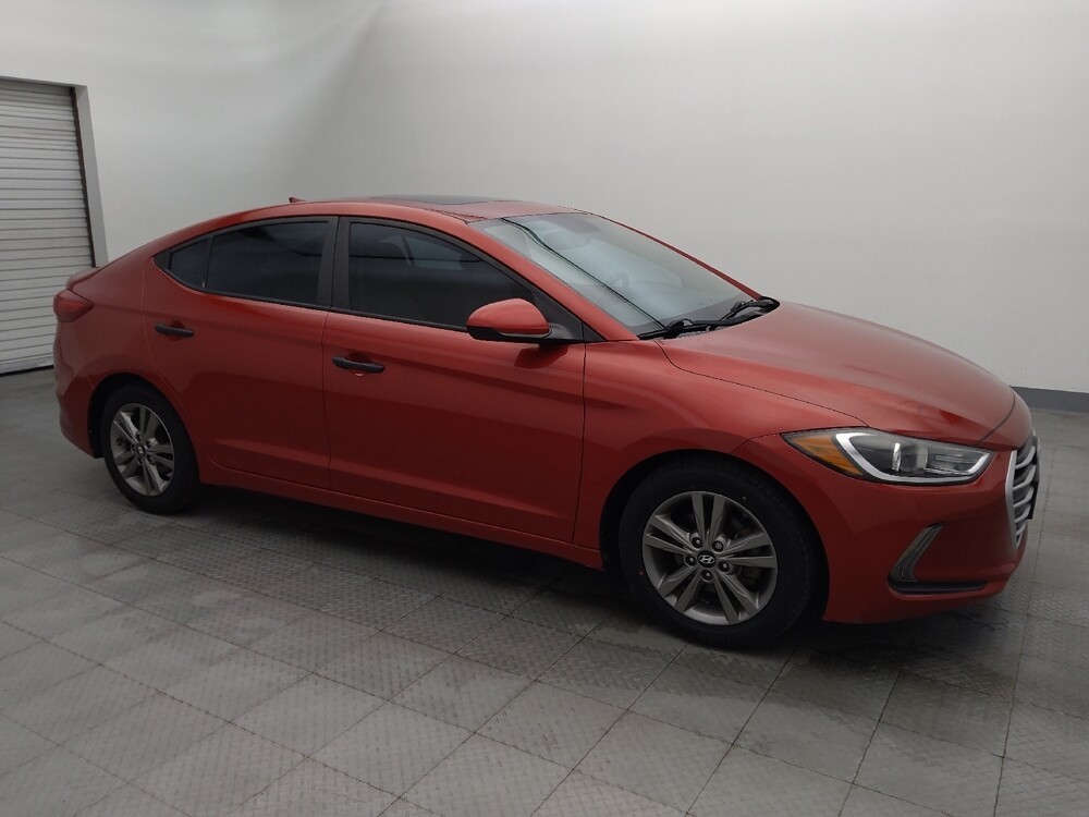 2018 Hyundai Elantra in Houston, TX 77060 - 18093703 11