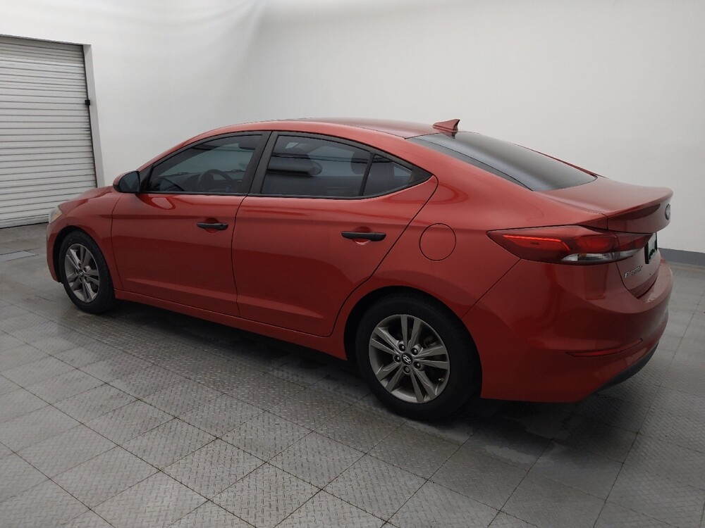 2018 Hyundai Elantra in Houston, TX 77060 - 18093703 3