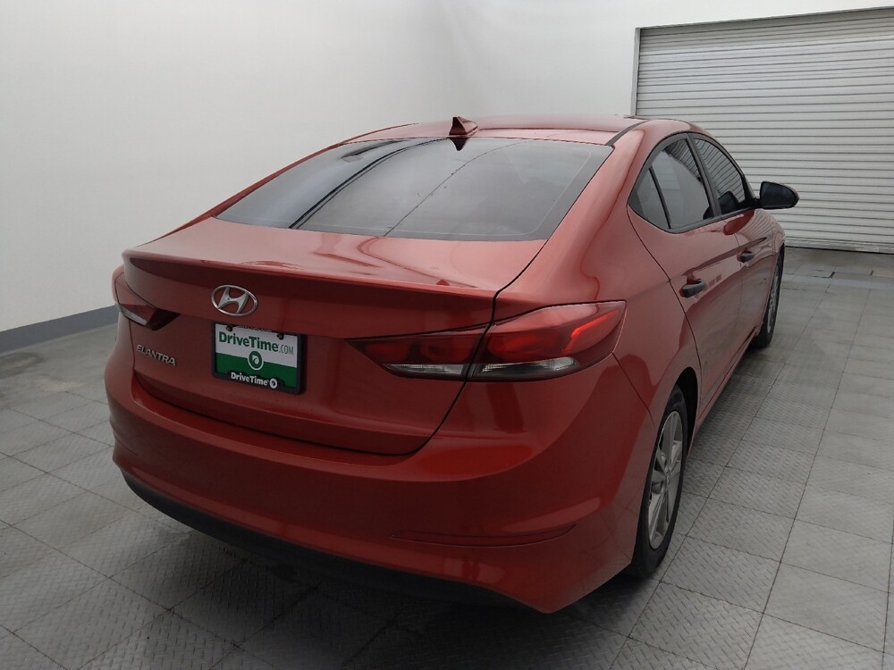 2018 Hyundai Elantra in Houston, TX 77060 - 18093703 7