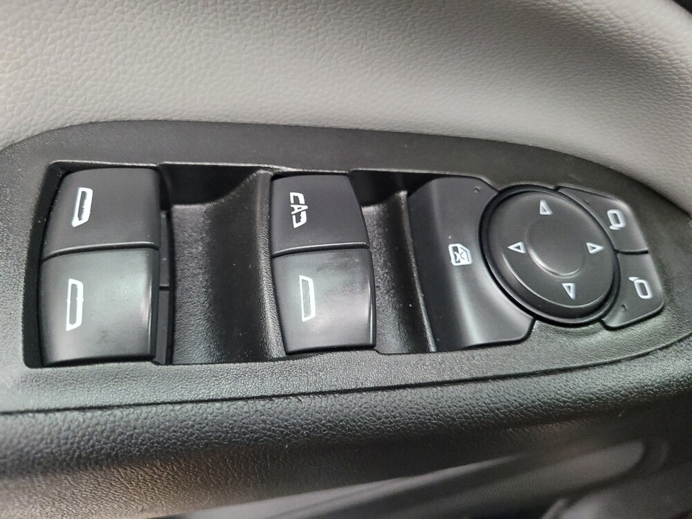 2020 Chevrolet Equinox in Memphis, TN 38115 - 18093709 27