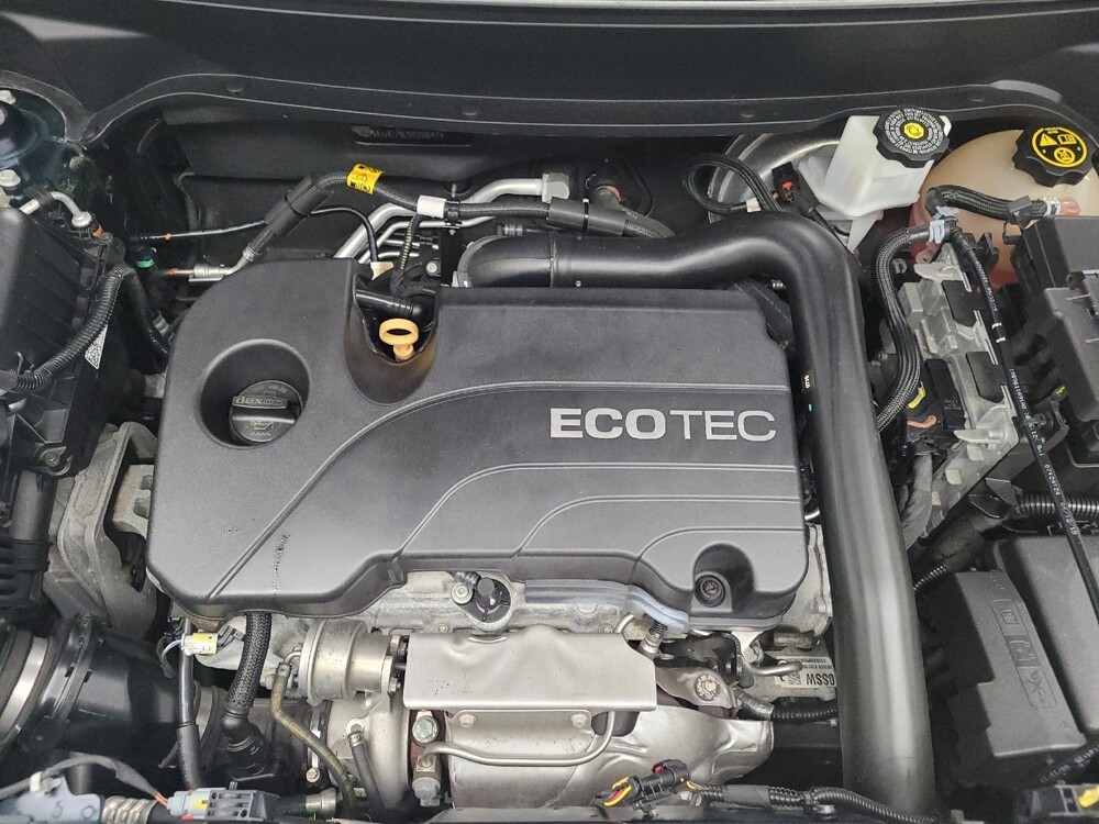 2020 Chevrolet Equinox in Memphis, TN 38115 - 18093709 30