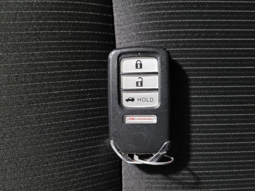 2018 Honda Accord in Pittsburgh, PA 15236 - 18093710 32